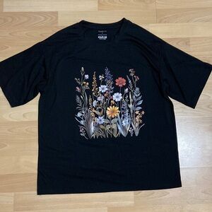 Women’s large tee shirt with floral design